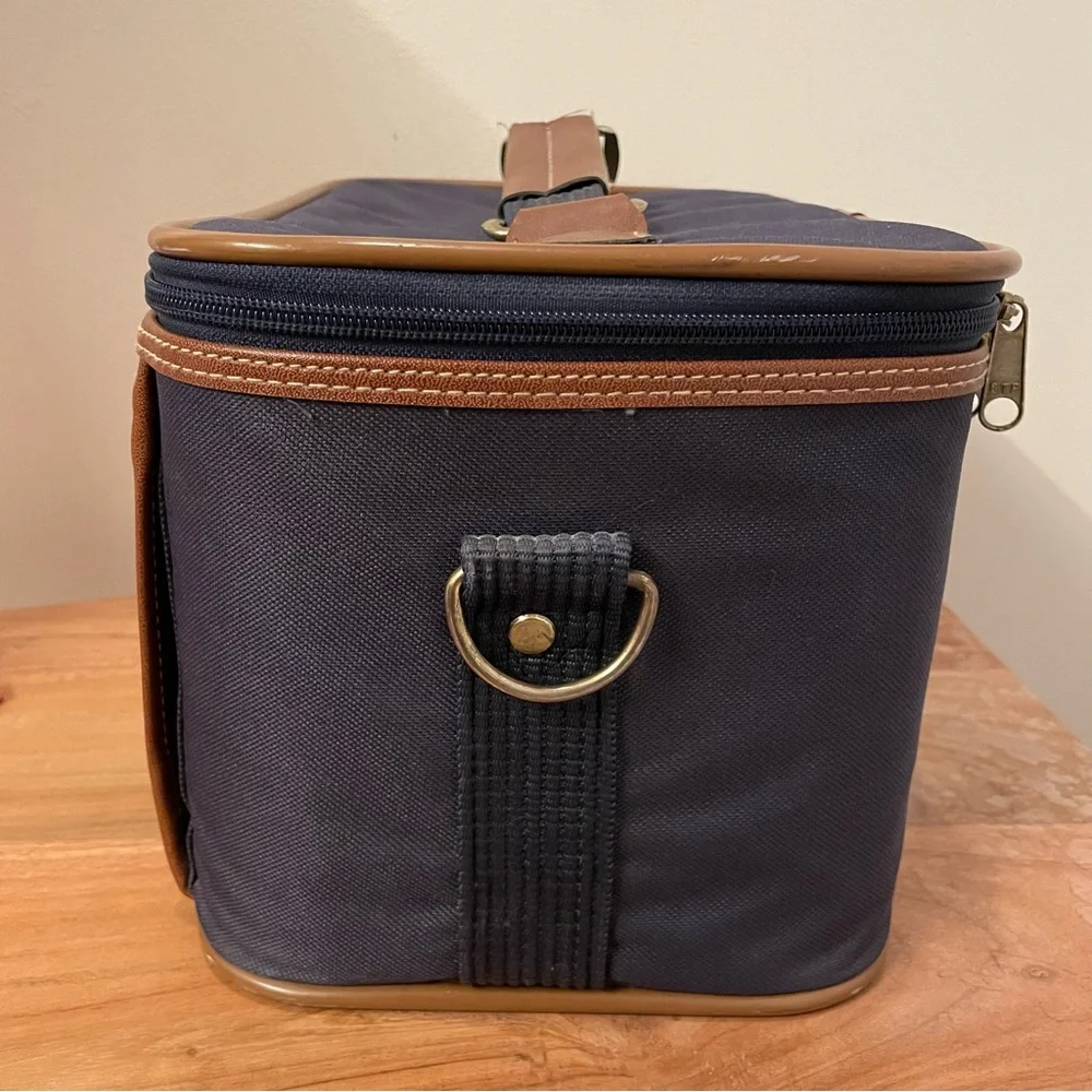 Vintage Diplomat Club Navy and Brown Cosmetic Case